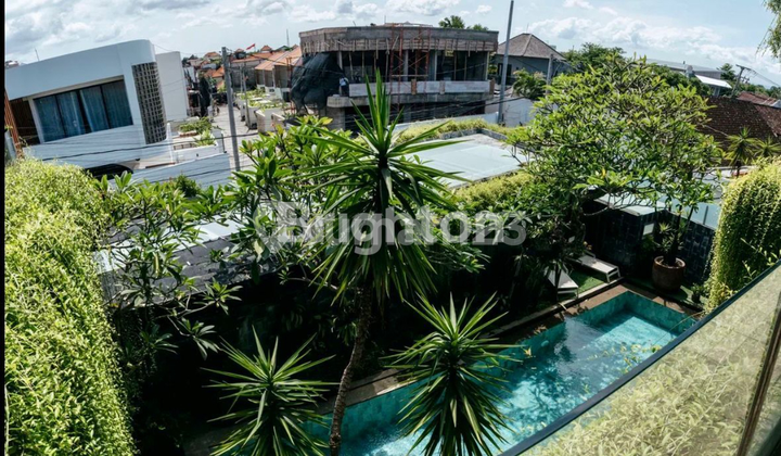 LUXURY 4-STORY VILLA WITH ROOFTOPS, SKYVIEW CANGGU