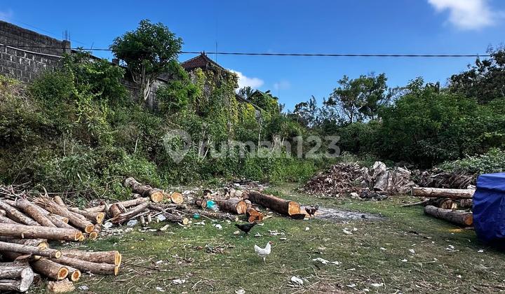 Land for Sale 247m2 Near Melasti Beach Ungasan Bali