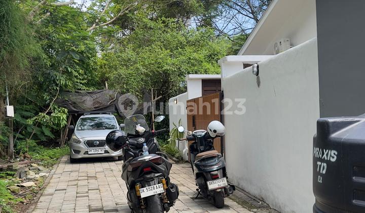 Land for Villa Sale 300m2 Near Villa Airis Bali