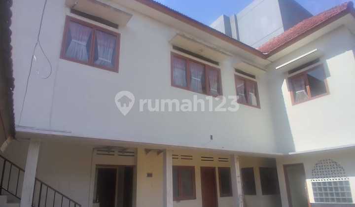 Rumah Vintage Dekat Taman Kota Cocok untuk Cafe Tasikmalaya 2