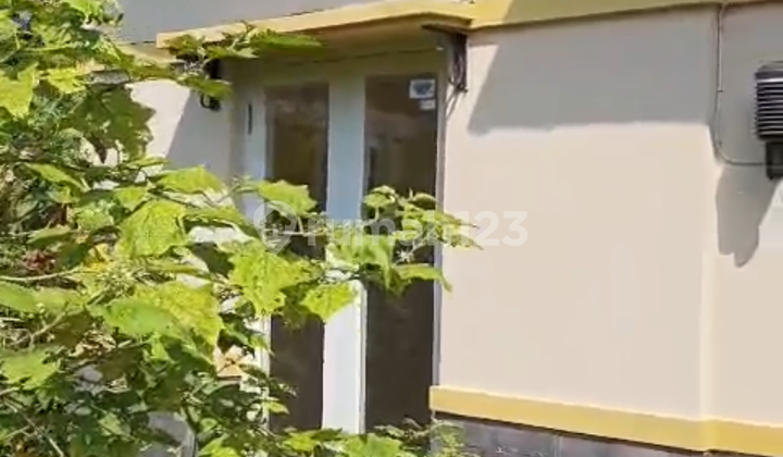 2-Story House for Rent in Comfortable Tasik City Housing Complex