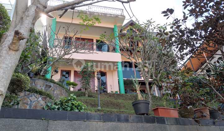 Rumah Mewah di Dago Pakar, 5 KT, Full Furnished, Dekat ITB 2