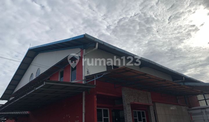 Ready-to-Use Warehouse Rental in Tasik City Center Ready-to-Use Warehouse Rental in Tasik City Center