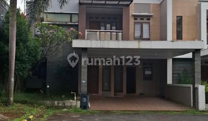 Rumah, 2 Lantai, Lokasi Strategis Dekat Fasilitas Kesehatan