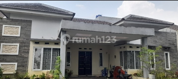 Rumah Asri di Dekat Unsil dan Lottemart Pusat Kota Tasik Rumah Asri di Dekat Unsil dan Lottemart Pusat Kota Tasik