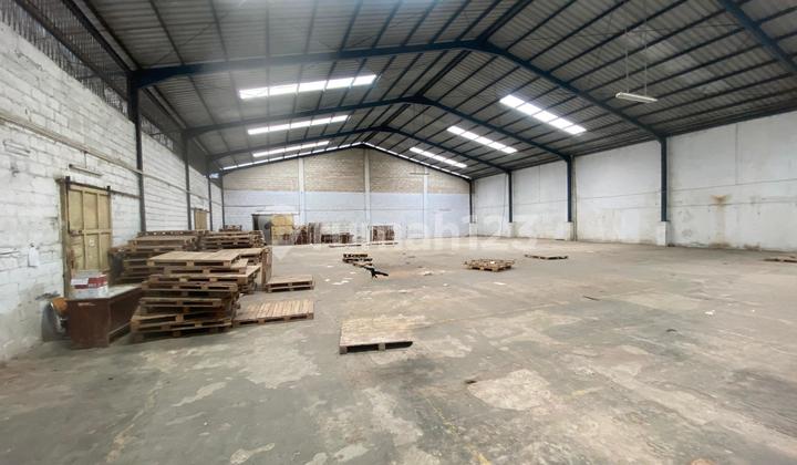 Ready-to-Use Warehouse Contract in City Center Near Transmall Tasik