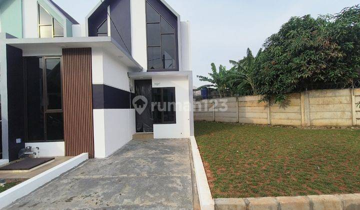 Jual Bu Rumah Siap Huni Dengan 3 Kamar Tidur Ada Kolam Renang Lokasi Nempel Gading Serpong 1