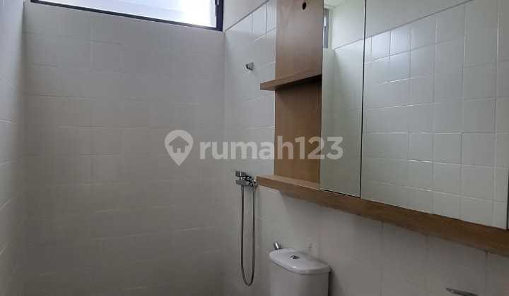 Disewakan! Rumah 2 lantai SIAP HUNI di Tabebuya BSD 2