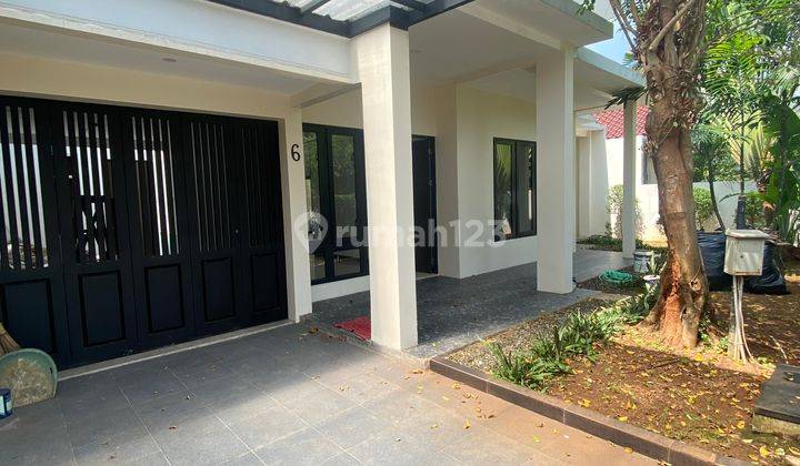 Rumah Modern Minimalist Dengan Mezzanine Dan Rooftop Di Komplek Villa Cinere Mas 2