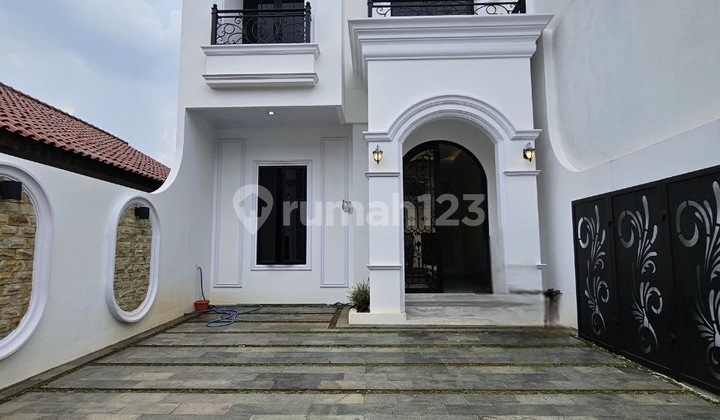 Rumah Mewan 2 Lantai Lokasi Strategis Di Jakagarsa