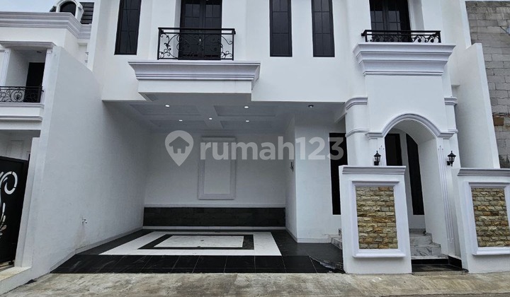 Rumah Modern 2 Lantai Lokasi Strategis Di Jagakarsa