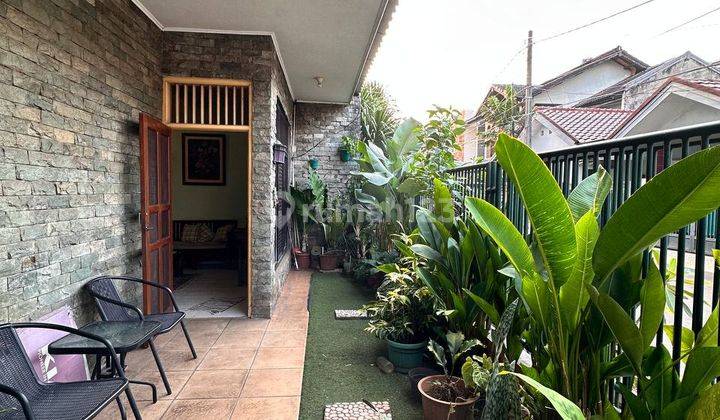 Rumah Bagus Kokoh Sederhana Sudah SHM di Cinere 2