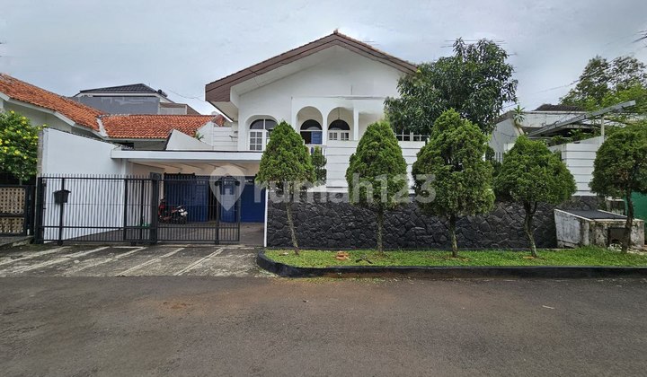 Beautiful 2-Story House With Front Garden In Cinere Complex