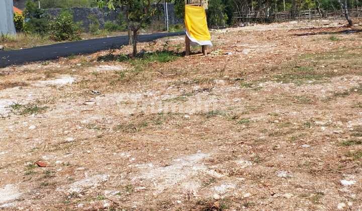 ONLY 5 LOTS LEFT IN KUTUH NUSADUA!!! Land 10 Ares/Lot Near STP Nusadua Campus.