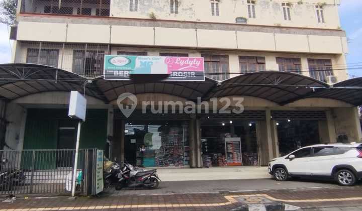 STRATEGIC, AFFORDABLE!!! 3-Story Shop House in the Heart of Denpasar City Near Badung Market 1