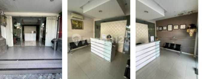 STRATEGIC!!! 3-Story Shophouse on Mahendradata Street, Denpasar 2