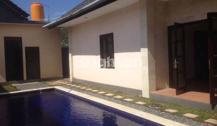 Rumah Style Villa Strategis di Sunset Road Kuta!  Dekat Wisata, Mall & RS • SHM • Kolam Renang • Harga Nego!   2