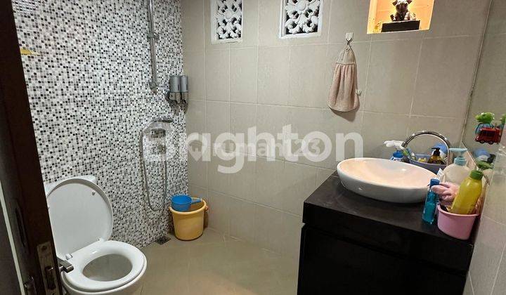 kamar mandi royal garden residence, perumahan elit