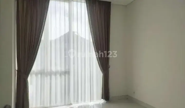 Disewakan Rumah Semi Furnish Di Grand Pakuwon Surabaya 1