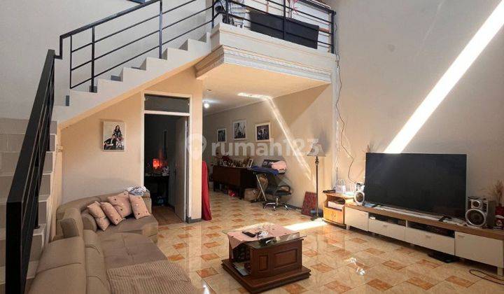 Rumah Ciwaruga Turun Harga Jual Cepat Dekat Setiabudi 1