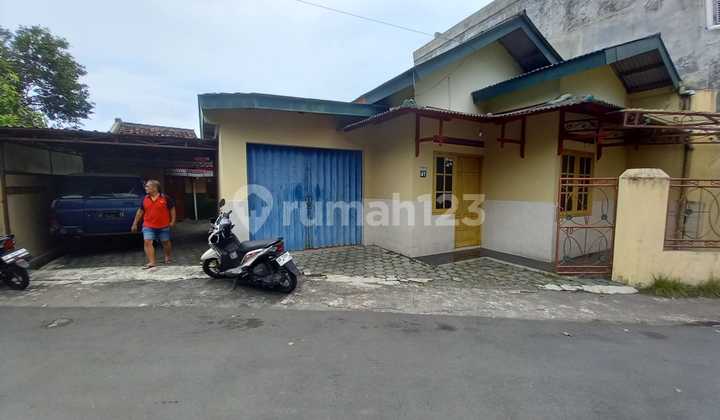 For Sale: Strategically Located Residence Near Sleman Regency Government Office