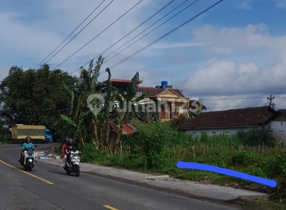 Tanah Luas 135 Meter Persegi Lokasi Tamanmartani Kalasan Sleman 