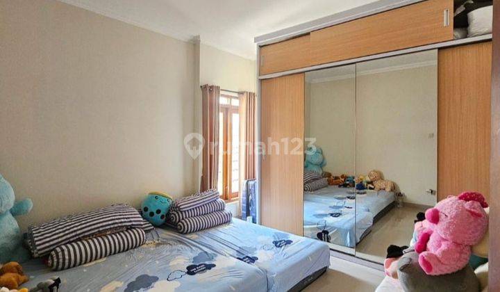 foto lainnya hunian full furnish dalam perum