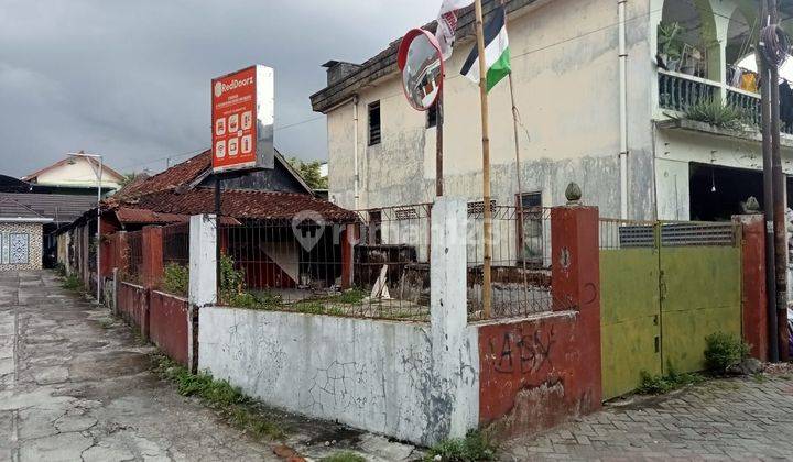 Tanah Luas 209 Meter Persegi Lokasi Strategis Tengah Kota Dekat Pasar Klithikan Wirobrajan  1