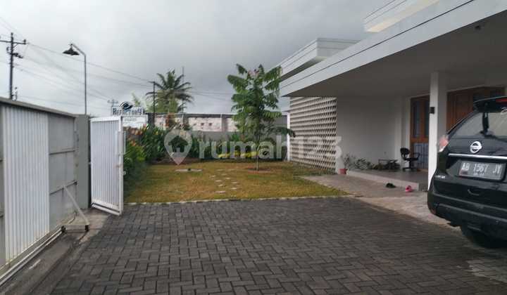 Tanah Luas Bonus Rumah Tinggal Modern Lokasi Strategis Dekat Kampus UII - Ngaglik Sleman  2