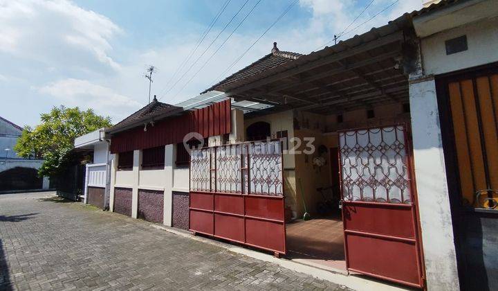 Rumah Tinggal Dekat SKE Jl Jambon Tegalrejo Yogyakarta  1