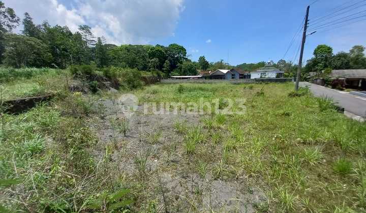 Land Area 2070 Square Meters, Strategic Location in the Kaliurang Tourism Area.