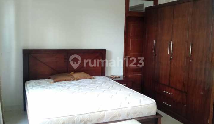 foto lainnya rumah tinggal 2 lantai dalam