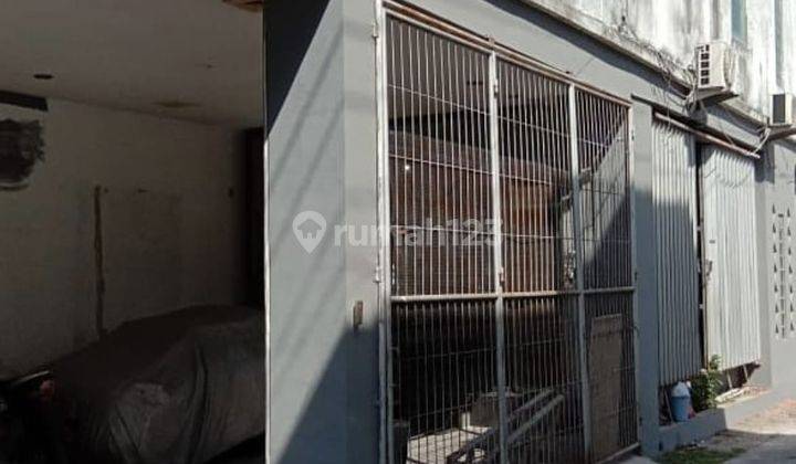 Ruko 3 Lantai Lokasi Strategis di Kawasan Bisnis Gejayan Caturtunggal Depok Sleman 1