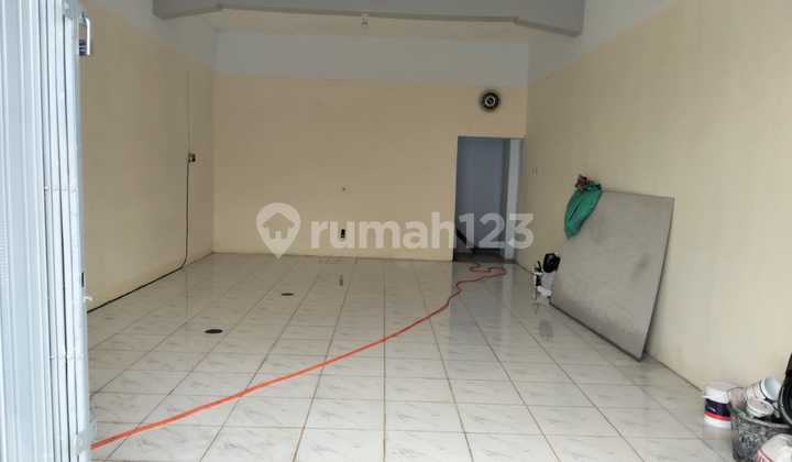 2-Story Shop House in a Commercial Location on Sultan Agung Street, Yogyakarta 2