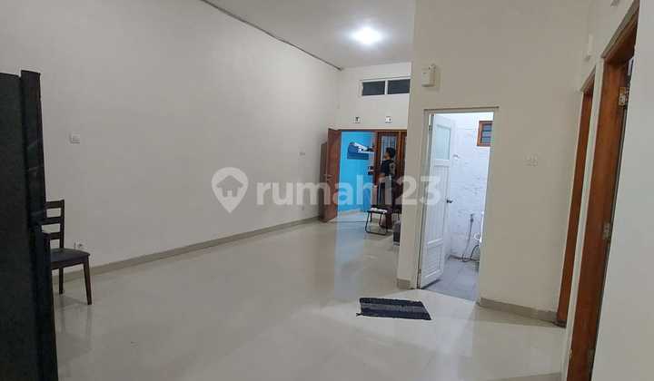 Strategic Location House Near UGM Campus in Lempongsari Sariharjo - Ngaglik Sleman 2
