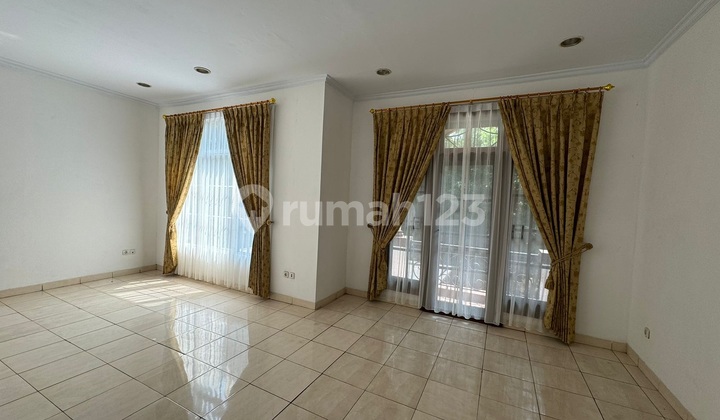 Rumah 2 lantai Nyaman Dihuni di Kota Wisata Cibubur LT 300 NEGO 2