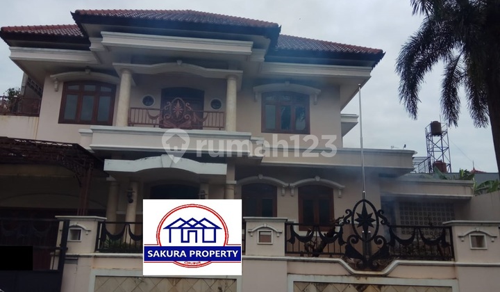 Dijual Cepat Rumah 2 lantai di Raffles Hills Cibubur LT 500 NEGO