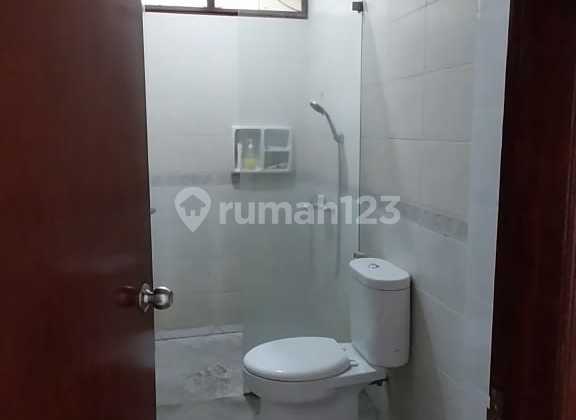 Disewa Rumah Mewah 2 Lantai Lt 300 Lb 250 Siap Huni Di Cibubur 2