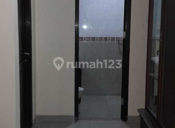 Disewa Rumah Cantik Bagus 2 Lantai Di Taman Laguna 2