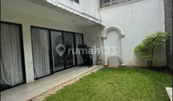 For Rent Beautiful 2-Storey House, Land Area 180, Ready to Use in Kota Wisata