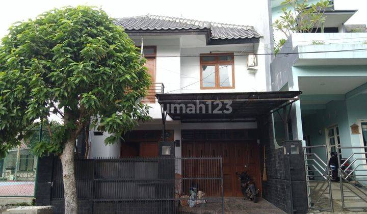 Sewa Rumah Cantik Bagus Siap Huni Full Furnish 2 Lt Taman Laguna 1