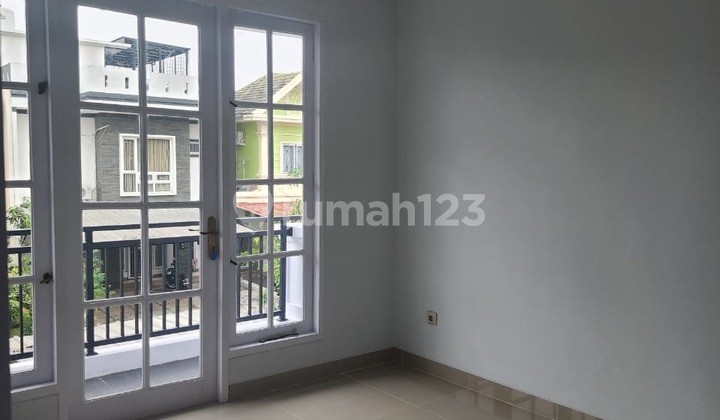Rumah 2 lantai SIAP HUNI di Kota Wisata Cibubur LT 136 LB 150