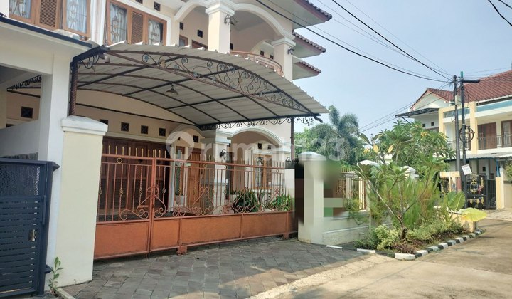 Rumah Mewah Hook Dalam Perumahan Besar Di Jatiwaringin Bekasi  2