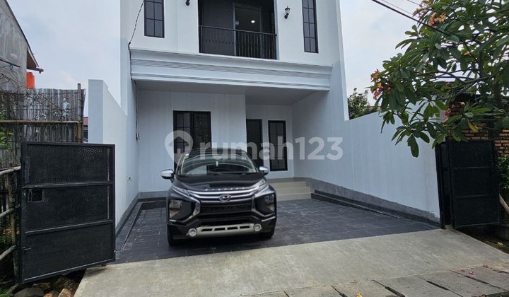Rumah Baru Dalam Kompleks Perumahan Cipinang Muara Jakarta Timur 2