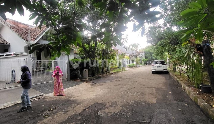 Rumah Terawat Dalam Komplek Besar Taman Permata Cikunir Bekasi 2