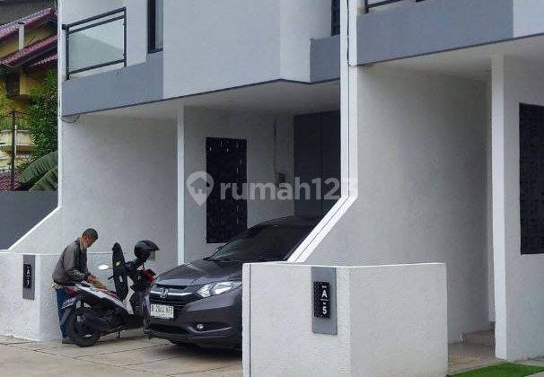 Rumah Baru 2 Lantai Galaxy Bekasi Dekat Pintu Tol Becakayu 2