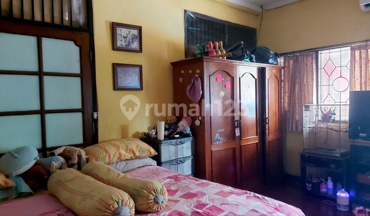 Dijual Rumah Terawat Tanah Luas Lokasi Strategis Ciracas Jaktim. 2