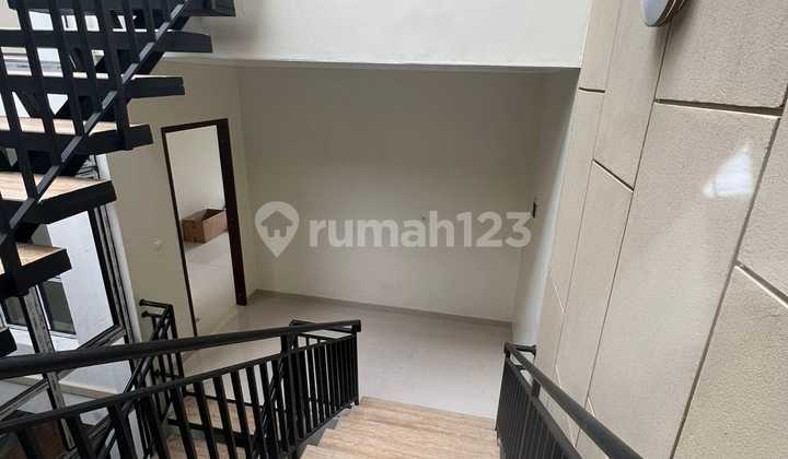 House in Giri Loka, Near Aeon, With Garden 2