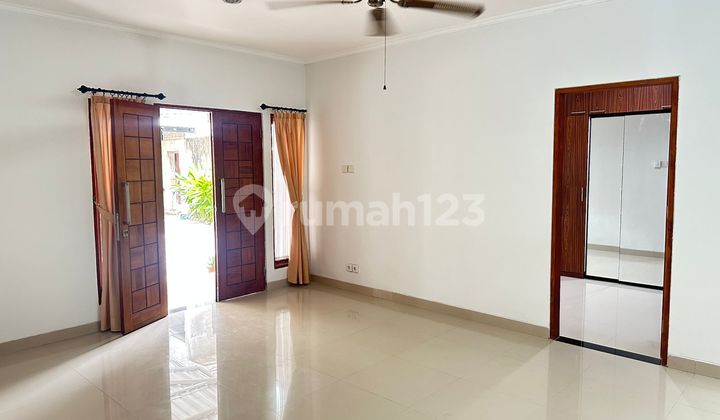 Dijual Rumah 2 Lantai Di Gunung Talang  2