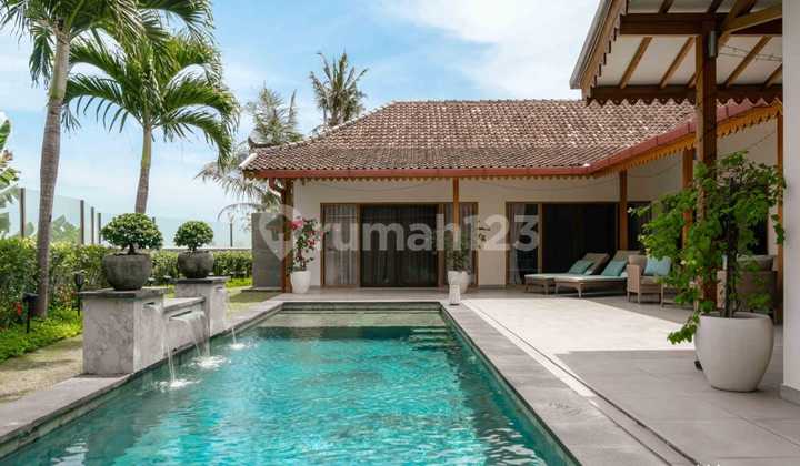 Leasehold 3 Bedrooms Ricefield View Family Villa For Sale In Babakan - Canggu